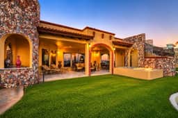 Villa Dos Sirenas | Luxury Beachfront 5BR | Bella Sirena